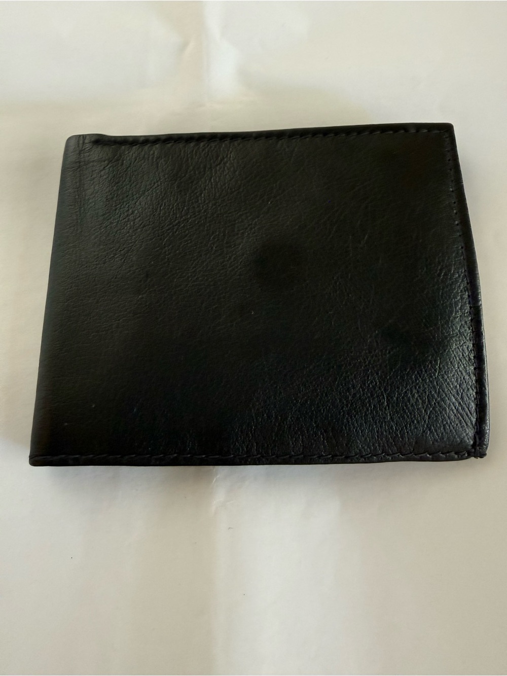 Men's Black Leather Bi-Fold Card & Key Wallet